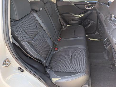 Used 2019 Subaru Forester Premium AWD/4WD image 5