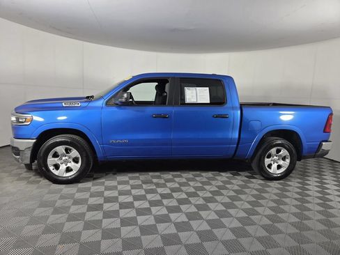 Used 2025 RAM 1500 Big Horn AWD/4WD image 9