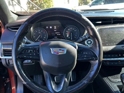 Used 2019 Cadillac XT4 Sport image 16