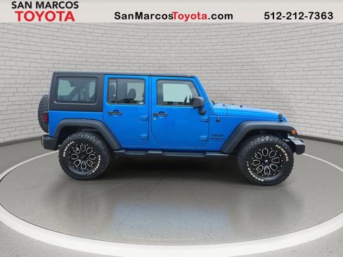Used 2015 Jeep Wrangler Unlimited Sport image 4
