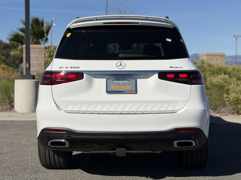 New 2026 Mercedes-Benz GLS 450 4MATIC image 9