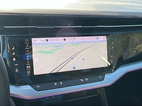 Used 2024 Jeep Wagoneer Launch Edition image 33