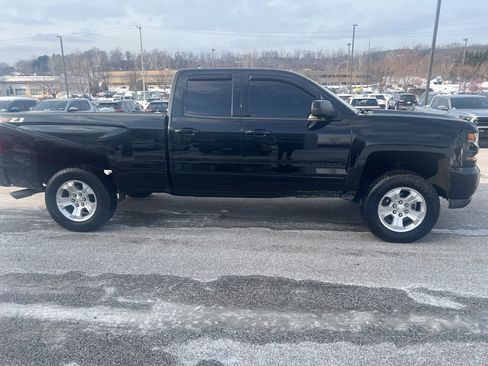 Used 2018 Chevrolet Silverado 1500 LT w/ All Star Edition image 2