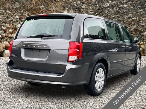 Used 2015 Dodge Grand Caravan American Value Package w/ UConnect Hands-Free Group FWD image 2