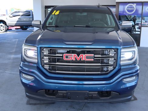Used 2016 GMC Sierra 1500 SLT w/ All-Terrain Package image 10