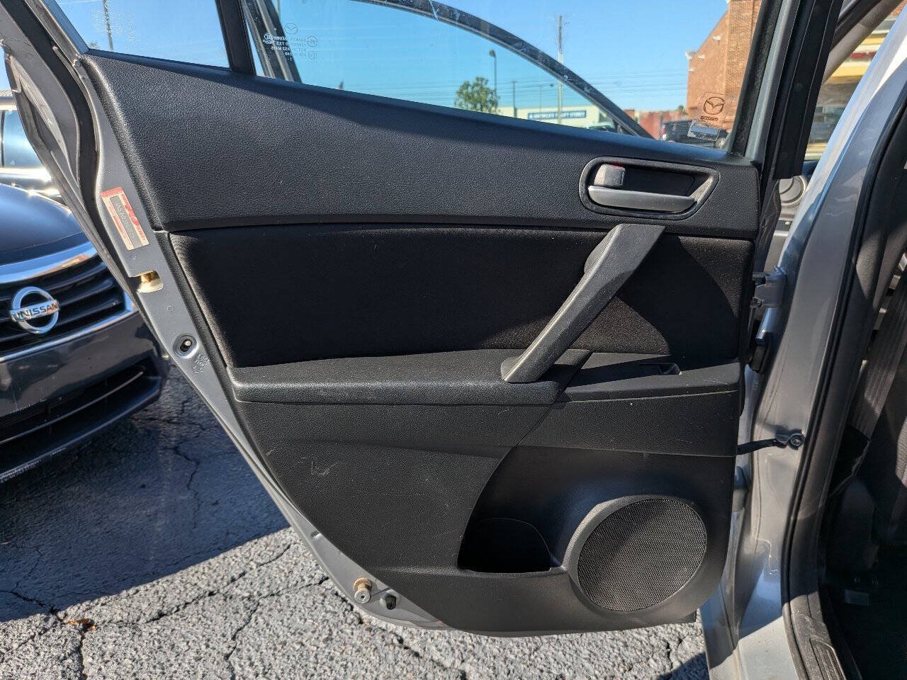 Used 2012 MAZDA MAZDA3 i Sport FWD image 27