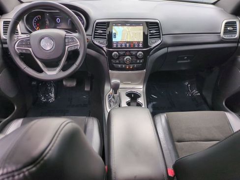 Used 2020 Jeep Grand Cherokee Altitude image 22