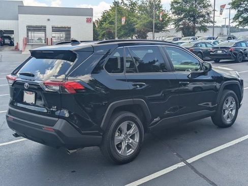 Used 2025 Toyota RAV4 LE AWD/4WD image 7