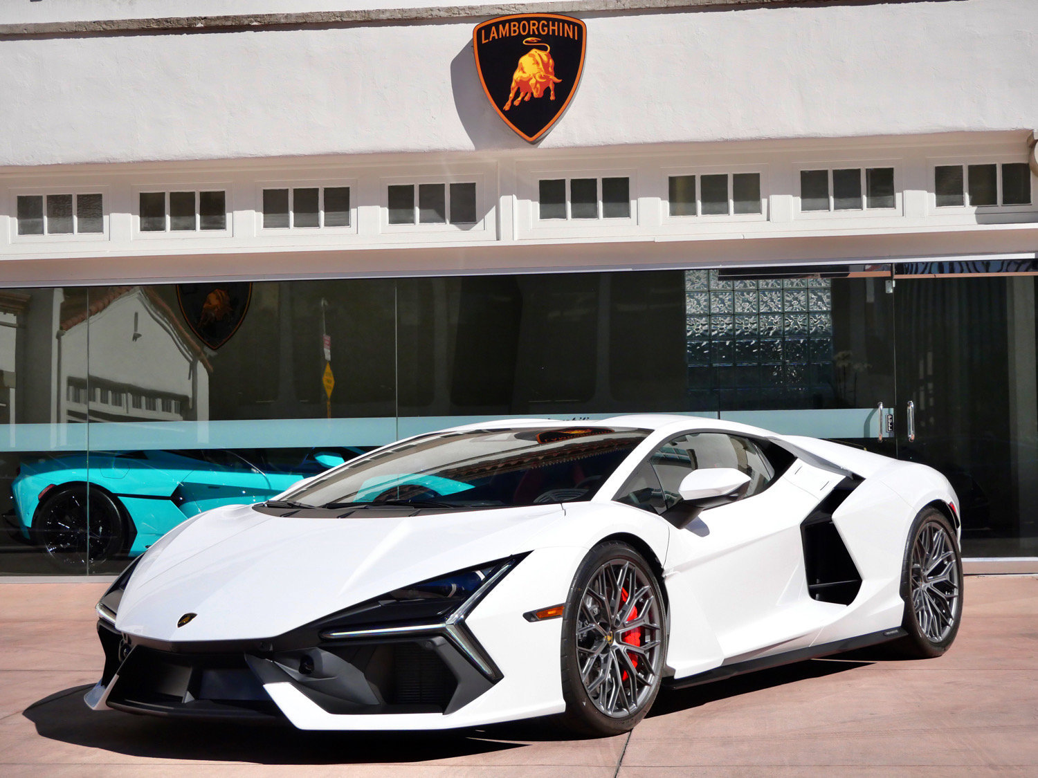 Used 2024 Lamborghini Revuelto AWD/4WD image 10
