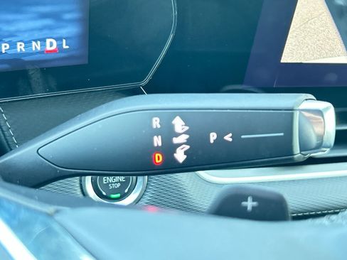 Used 2026 Chevrolet Equinox LT FWD image 18