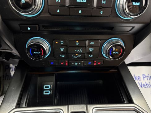 Used 2017 Ford F150 Limited AWD/4WD image 22