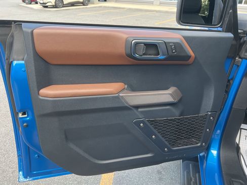 Used 2023 Ford Bronco Outer Banks w/ Sasquatch Package image 15