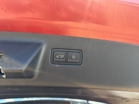 Used 2026 Hyundai Santa Fe SEL FWD image 21