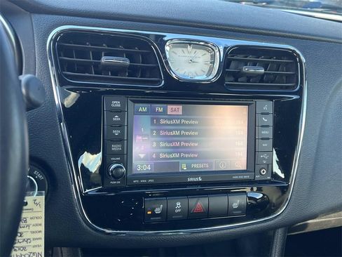 Used 2013 Chrysler 200 Limited w/ Sun/Sound Group image 19