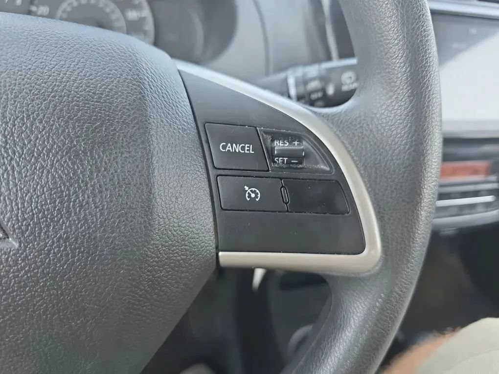 Used 2024 Mitsubishi Mirage ES FWD image 18