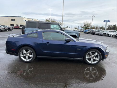 Used 2011 Ford Mustang GT Premium w/ Comfort Pkg image 4