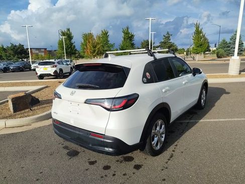 Used 2024 Honda HR-V LX image 3