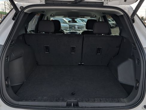 Used 2024 Chevrolet Equinox LT image 16