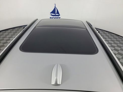 Used 2023 Volvo XC60 T8 Plus w/ Climate Package image 19