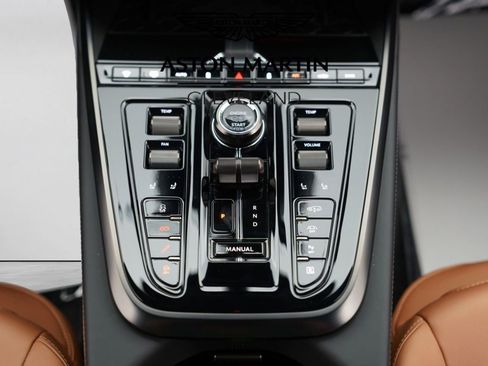 Used 2025 Aston Martin DBX 707 AWD/4WD image 48