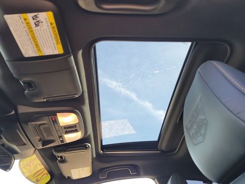 Used 2024 Subaru Crosstrek 2.5i Wilderness image 18