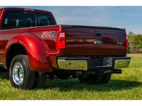 Used 2016 Ford F350 Lariat w/ Lariat Ultimate Package image 8