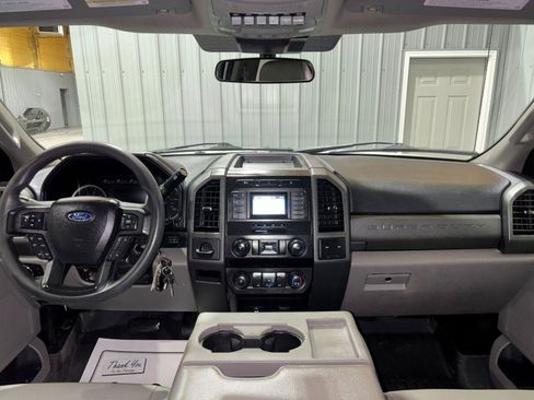 Used 2021 Ford F250 XL w/ Power Equipment Group RWD image 17