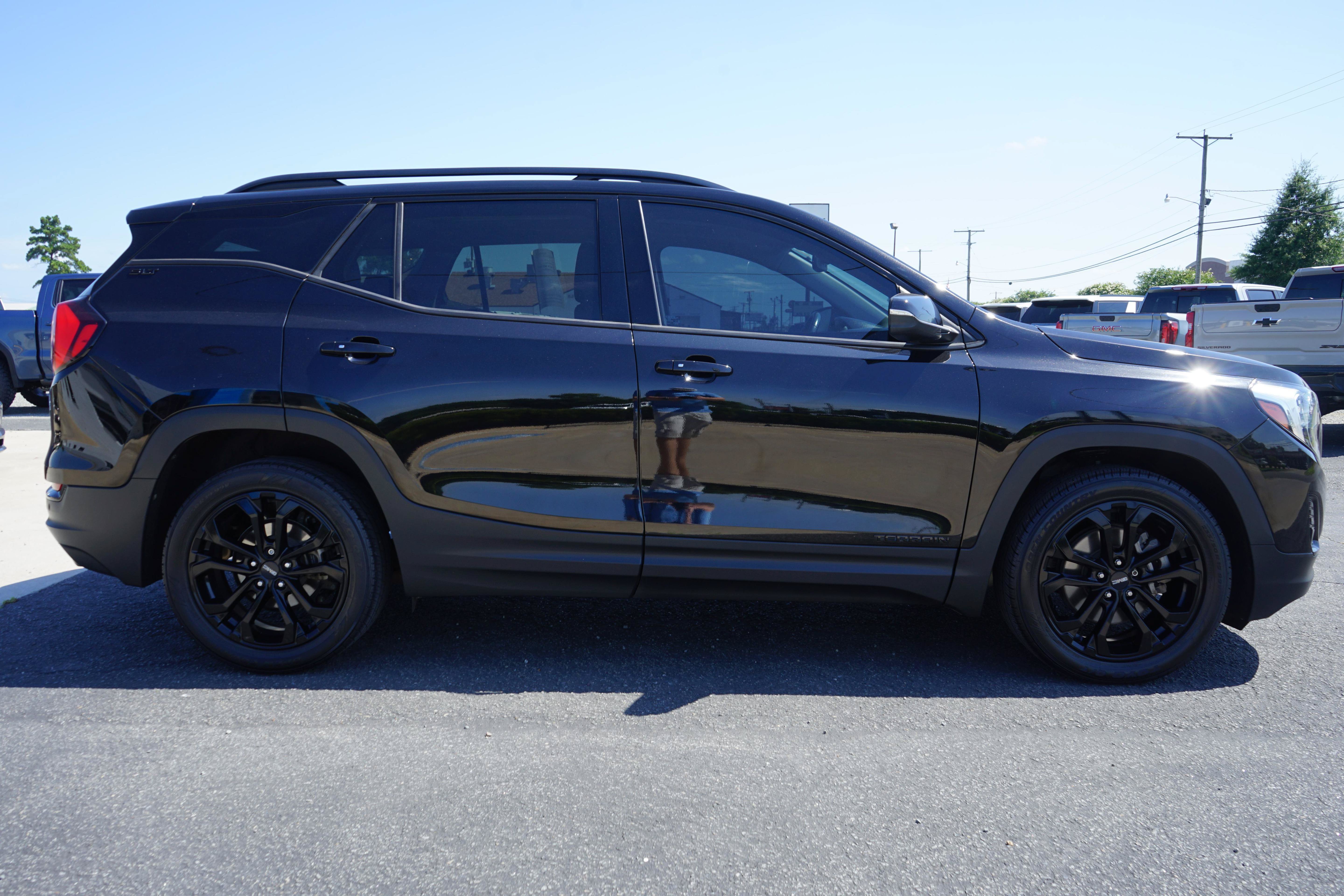 Used 2020 GMC Terrain SLT w/ Preferred Package FWD image 6