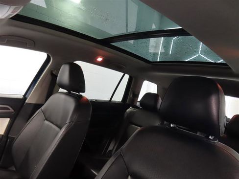 Used 2020 Volkswagen Atlas SEL image 12