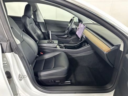 Used 2018 Tesla Model 3 Long Range image 27