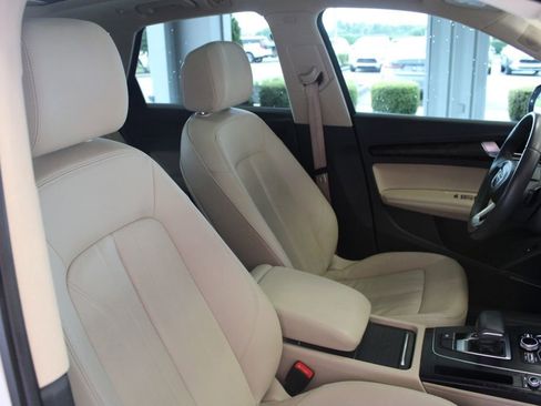 Used 2020 Audi Q5 Prestige AWD/4WD image 34