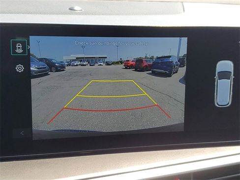 Used 2024 Kia Sorento S image 18