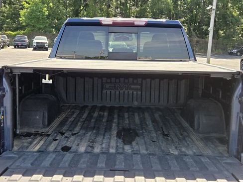 Used 2021 GMC Sierra 1500 SLT w/ SLT Convenience Package AWD/4WD image 14
