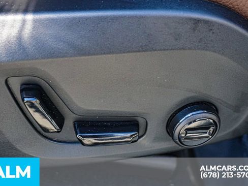 Used 2024 Volvo XC60 T8 Plus w/ Climate Package image 59