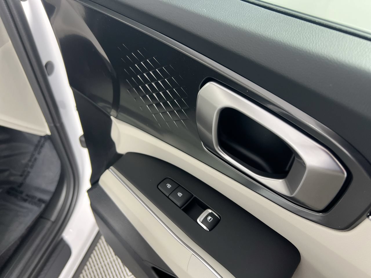 New 2026 Kia Sorento S w/ S Panoramic Sunroof Package FWD image 33
