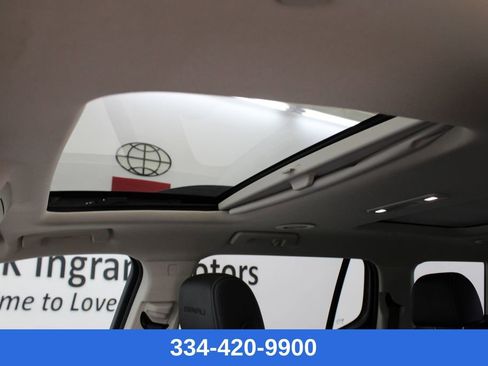 Used 2023 GMC Acadia Denali w/ Denali Ultimate Package image 13