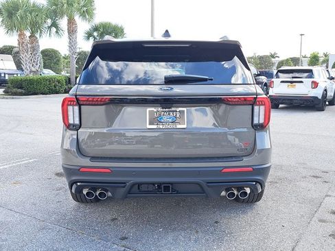 New 2026 Ford Explorer ST image 8