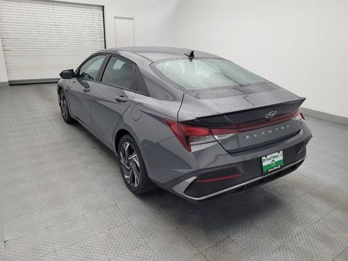 Used 2025 Hyundai Elantra Sport w/ Cargo Package FWD image 5