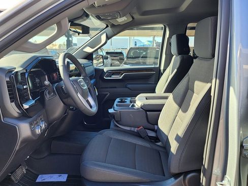 New 2026 GMC Sierra 1500 Elevation w/ LPO, Elevation Black Package image 16