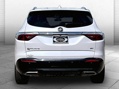 Used 2023 Buick Enclave Essence w/ Experience Buick Package AWD/4WD image 3