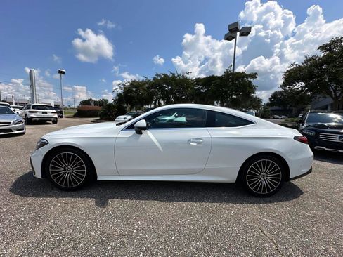 Certified 2024 Mercedes-Benz CLE 300 4MATIC Coupe image 2