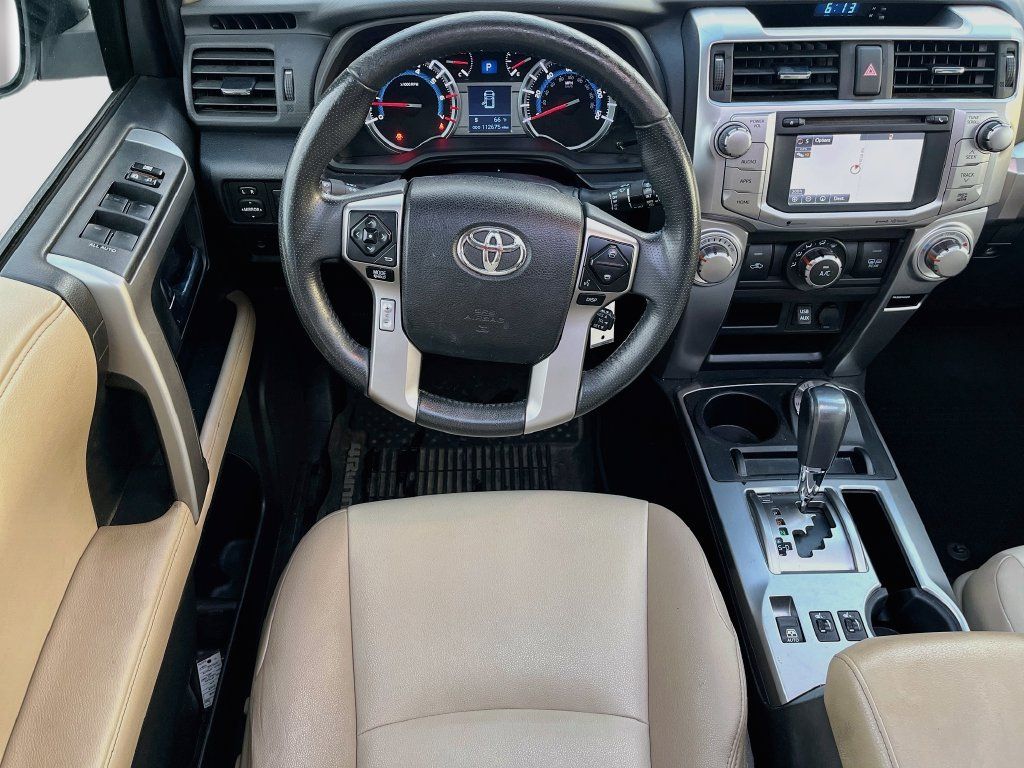 Used 2018 Toyota 4Runner SR5 Premium AWD/4WD image 23