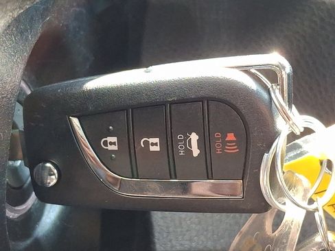 Certified 2022 Toyota Camry LE FWD image 23