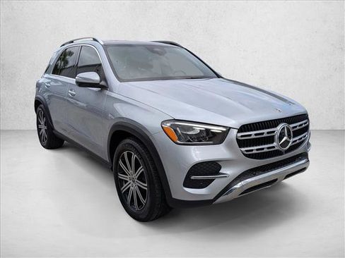 Used 2025 Mercedes-Benz GLE 350 4MATIC image 3