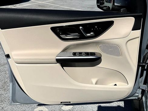 Used 2025 Mercedes-Benz GLC 300 GLC 300 image 20