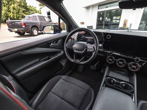 Used 2024 Chevrolet Blazer EV RS AWD/4WD image 20