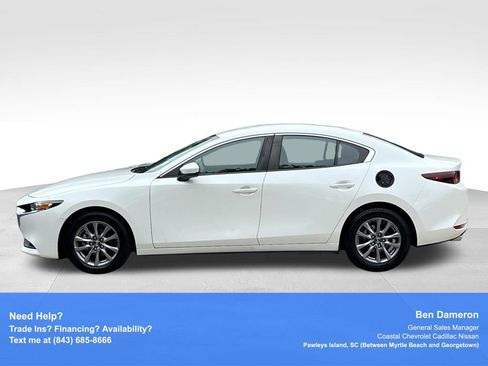 Used 2022 MAZDA MAZDA3 s FWD image 11