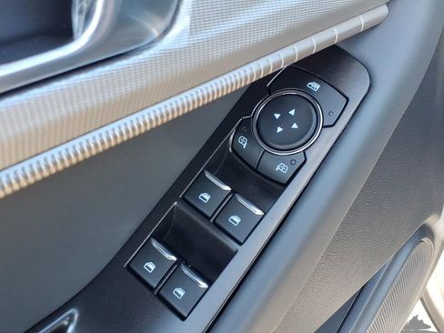 New 2026 Ford Explorer Active image 16