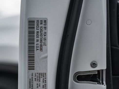 Used 2022 Jeep Wagoneer Series III w/ Premium Group I image 52