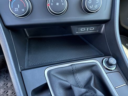 Used 2023 Volkswagen Jetta S image 20